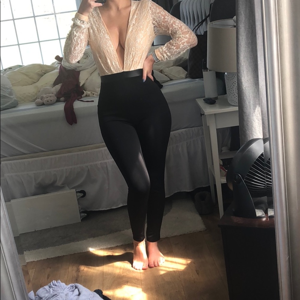 MISSGUIDED long sleeve jumpsuit size US 4